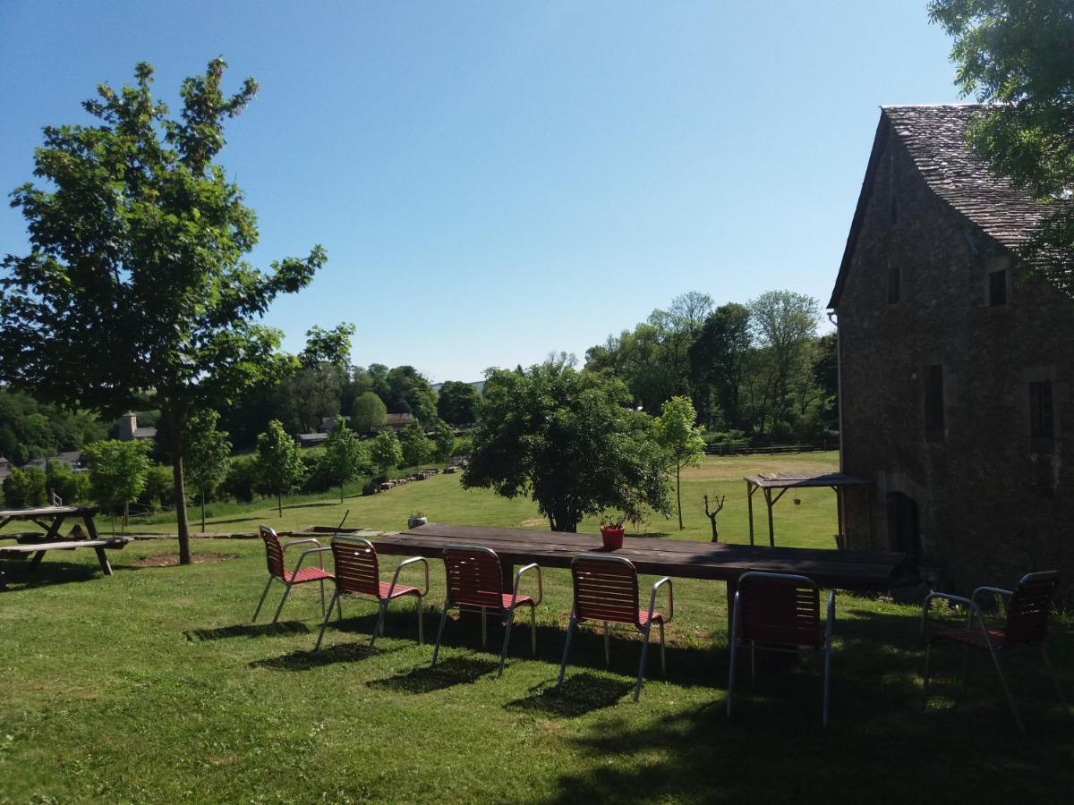 Hotel Domaine D'Angel-Berg Vezins-de-Levezou Zewnętrze zdjęcie