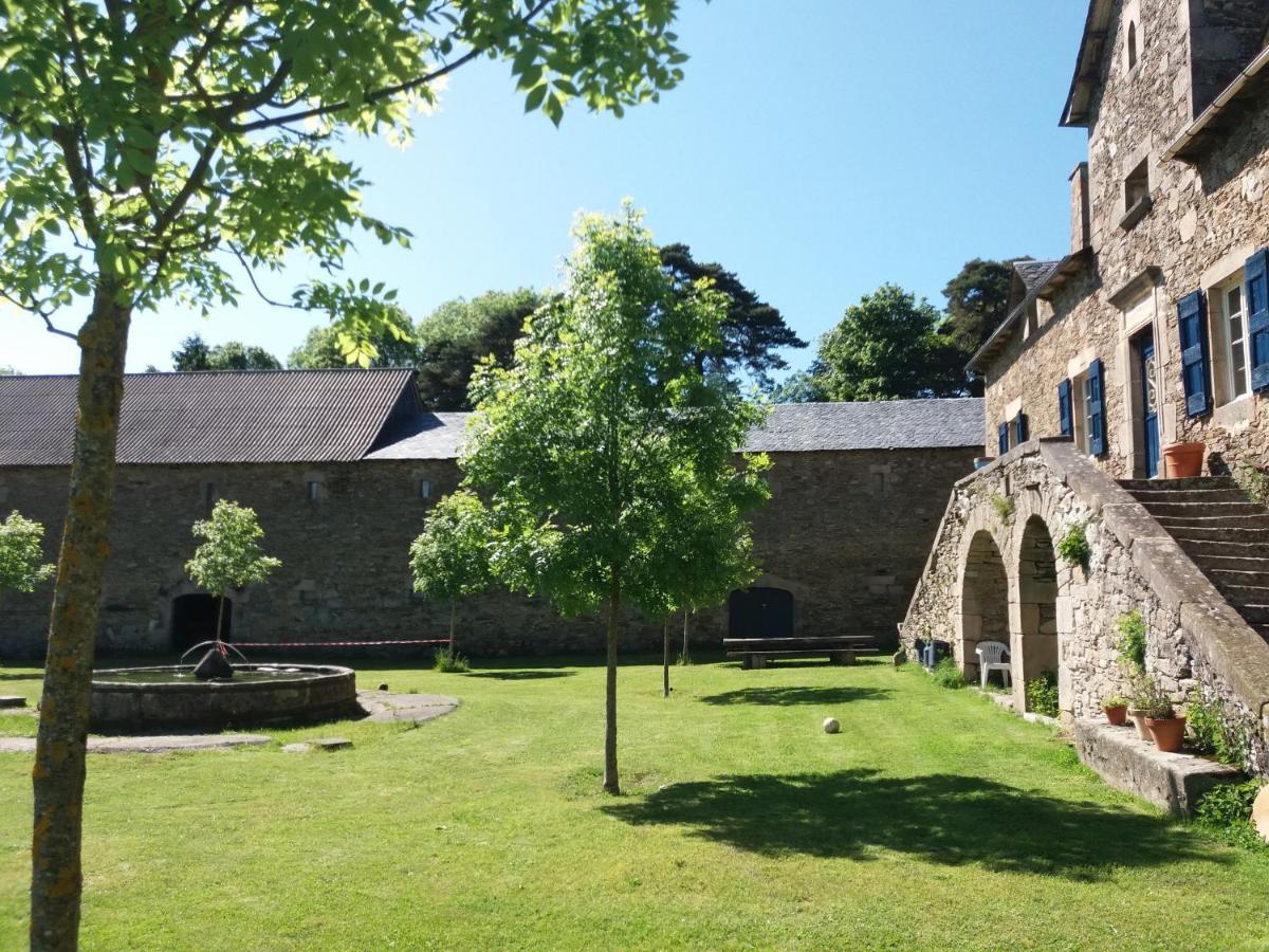 Hotel Domaine D'Angel-Berg Vezins-de-Levezou Zewnętrze zdjęcie