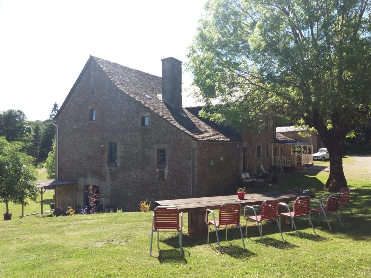 Hotel Domaine D'Angel-Berg Vezins-de-Levezou Zewnętrze zdjęcie