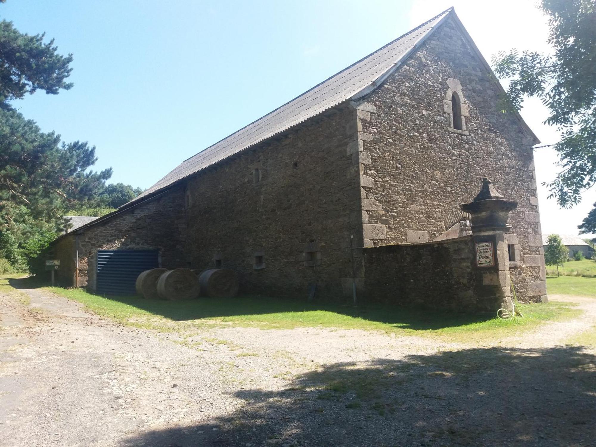 Hotel Domaine D'Angel-Berg Vezins-de-Levezou Zewnętrze zdjęcie